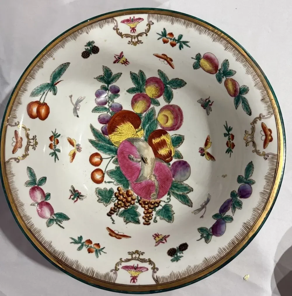 Large Chinese Famille Rose Decorative Porcelain Fruit & ButterflyBowl with Stand
